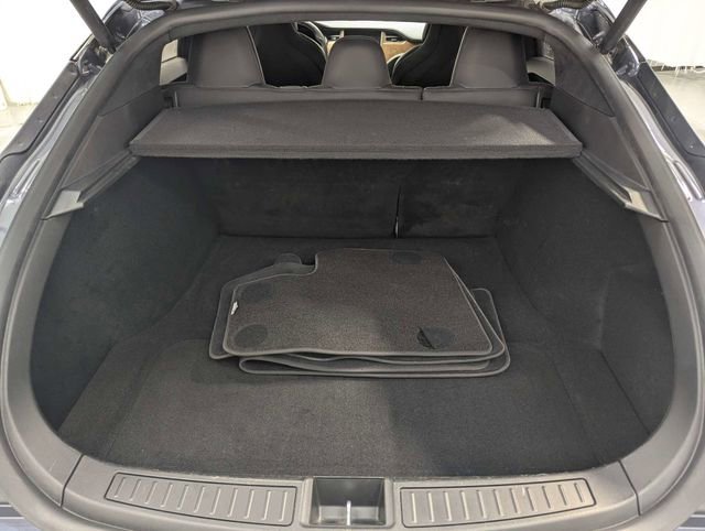 Used 2018 Tesla Model S 100D image 22