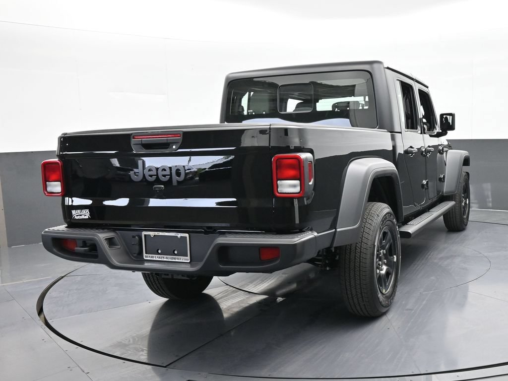 New 2026 Jeep Gladiator Sport AWD/4WD image 5