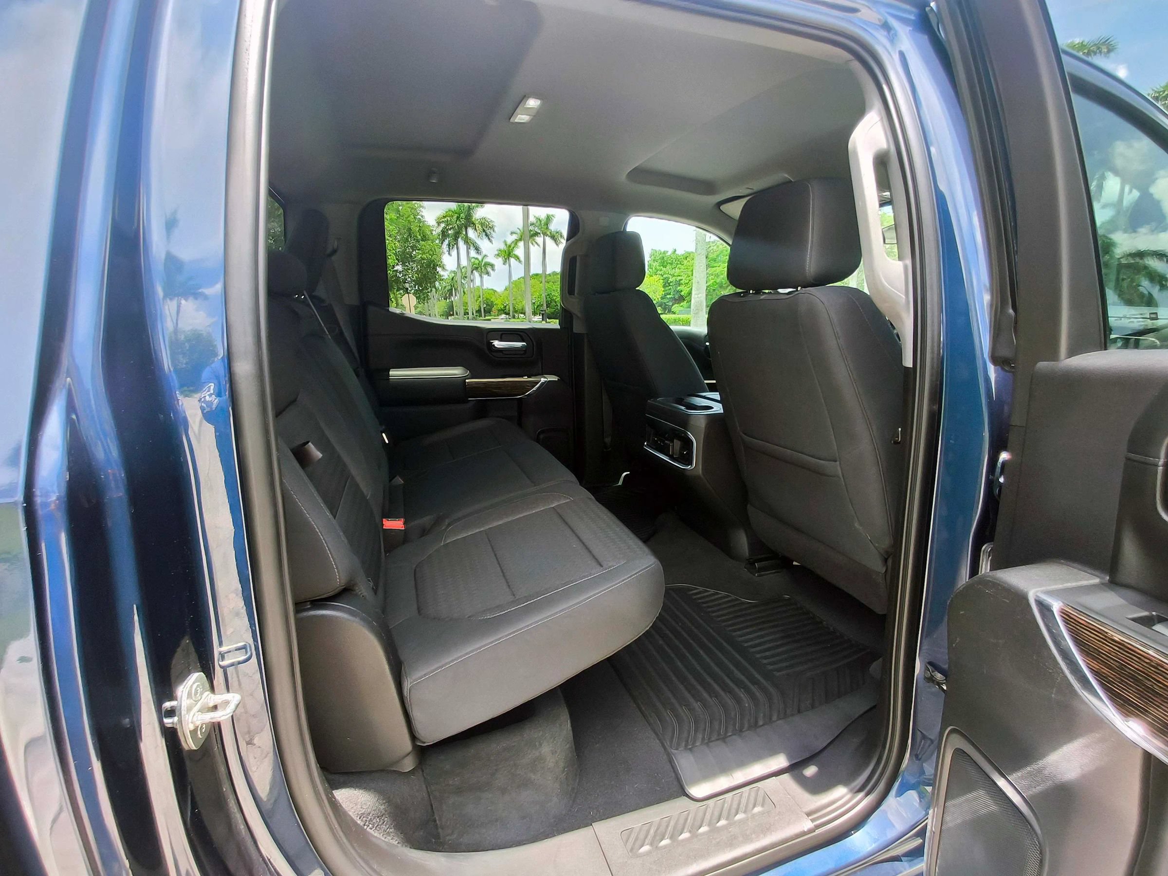 Used 2021 GMC Sierra 1500 Elevation w/ Preferred Package AWD/4WD image 12