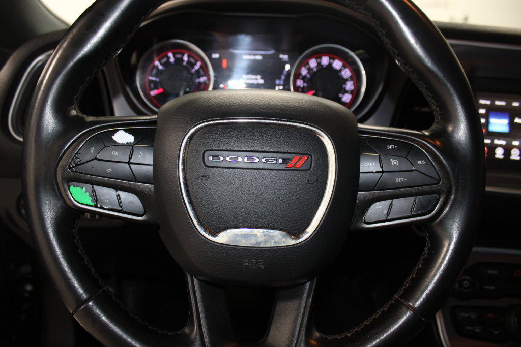 Used 2021 Dodge Challenger SXT RWD image 32