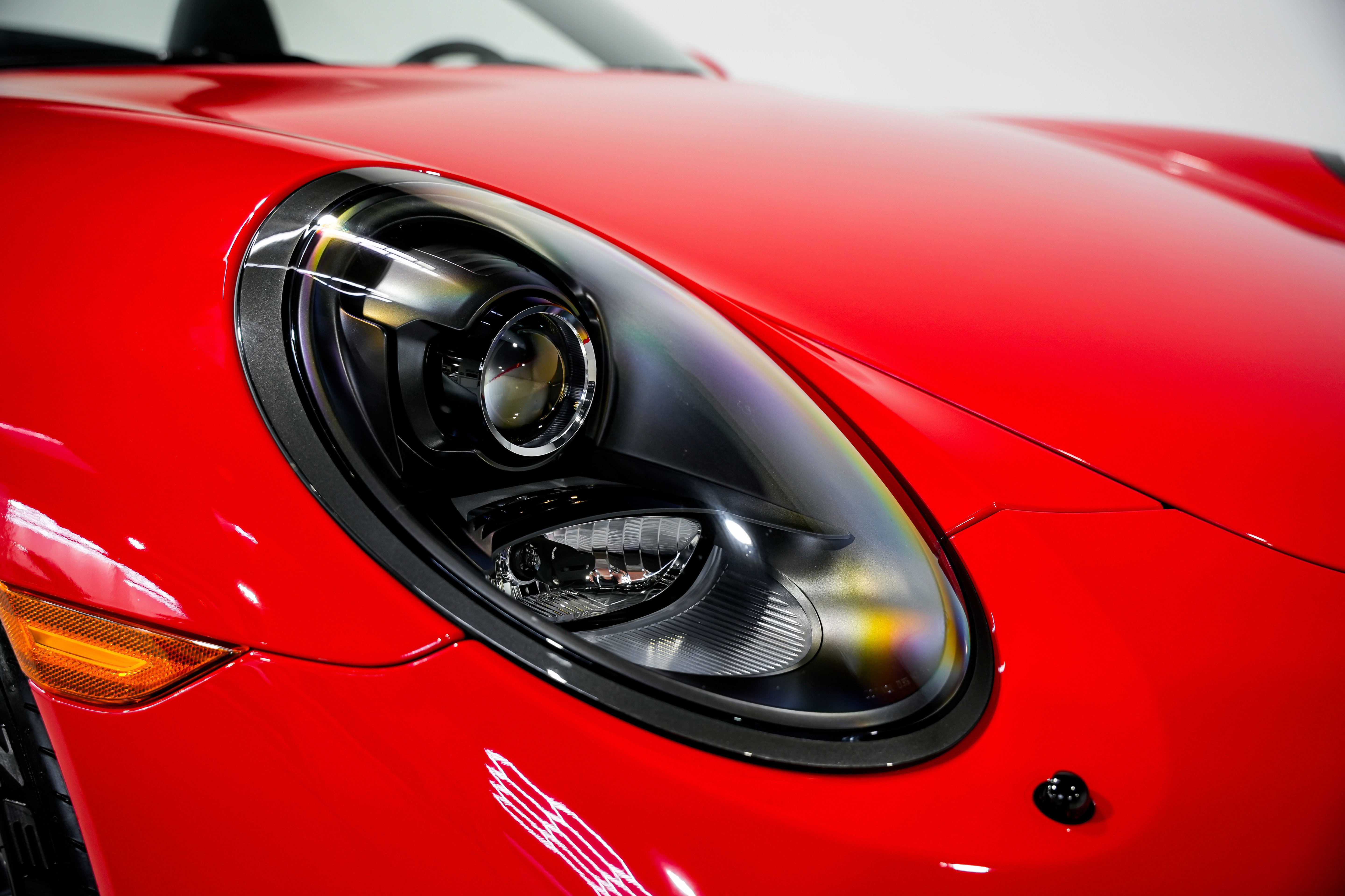 Used 2015 Porsche 911 Carrera 4 GTS w/ Bose Audio Package AWD/4WD image 39