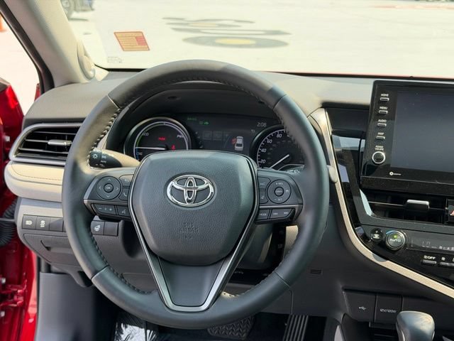 Used 2022 Toyota Camry XSE w/ Navigation Upgrade Package FWD image 13