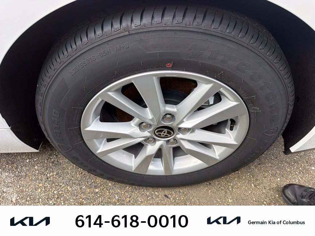 Used 2026 Toyota Camry LE w/ Convenience Package FWD image 9