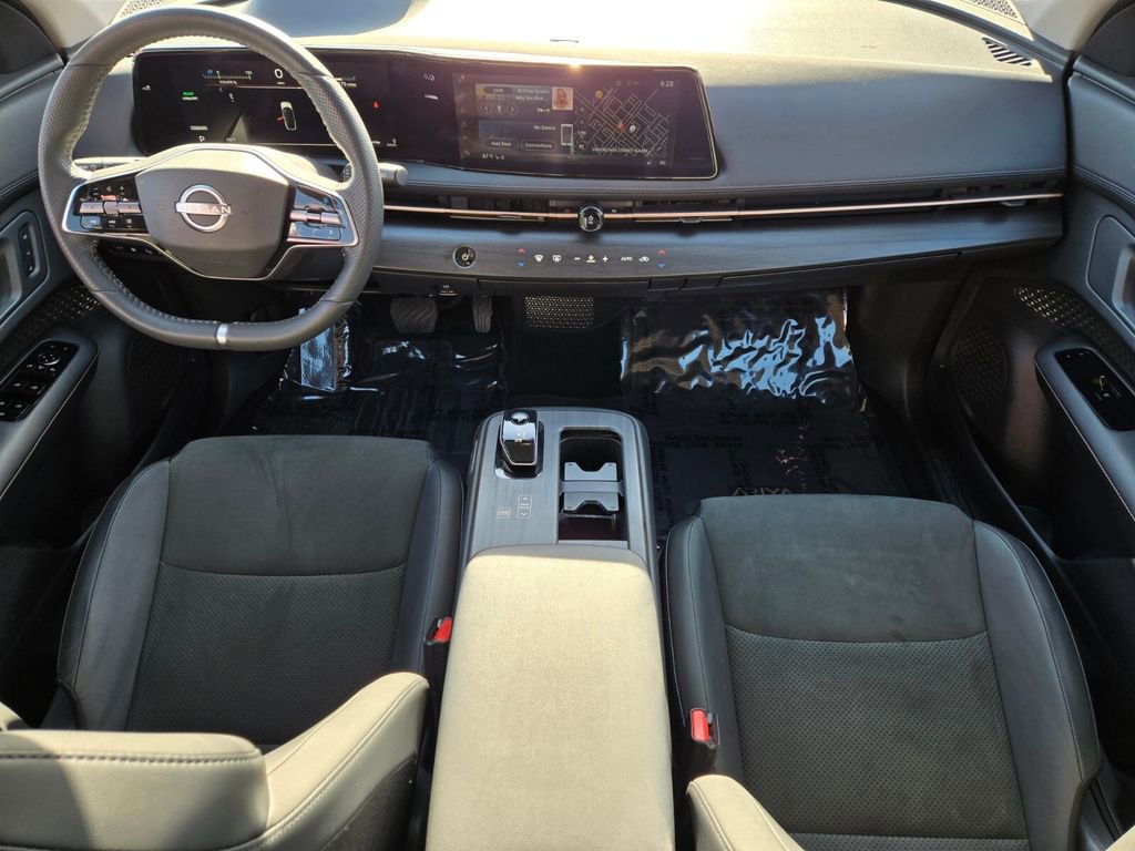 Used 2024 Nissan Ariya AWD image 15