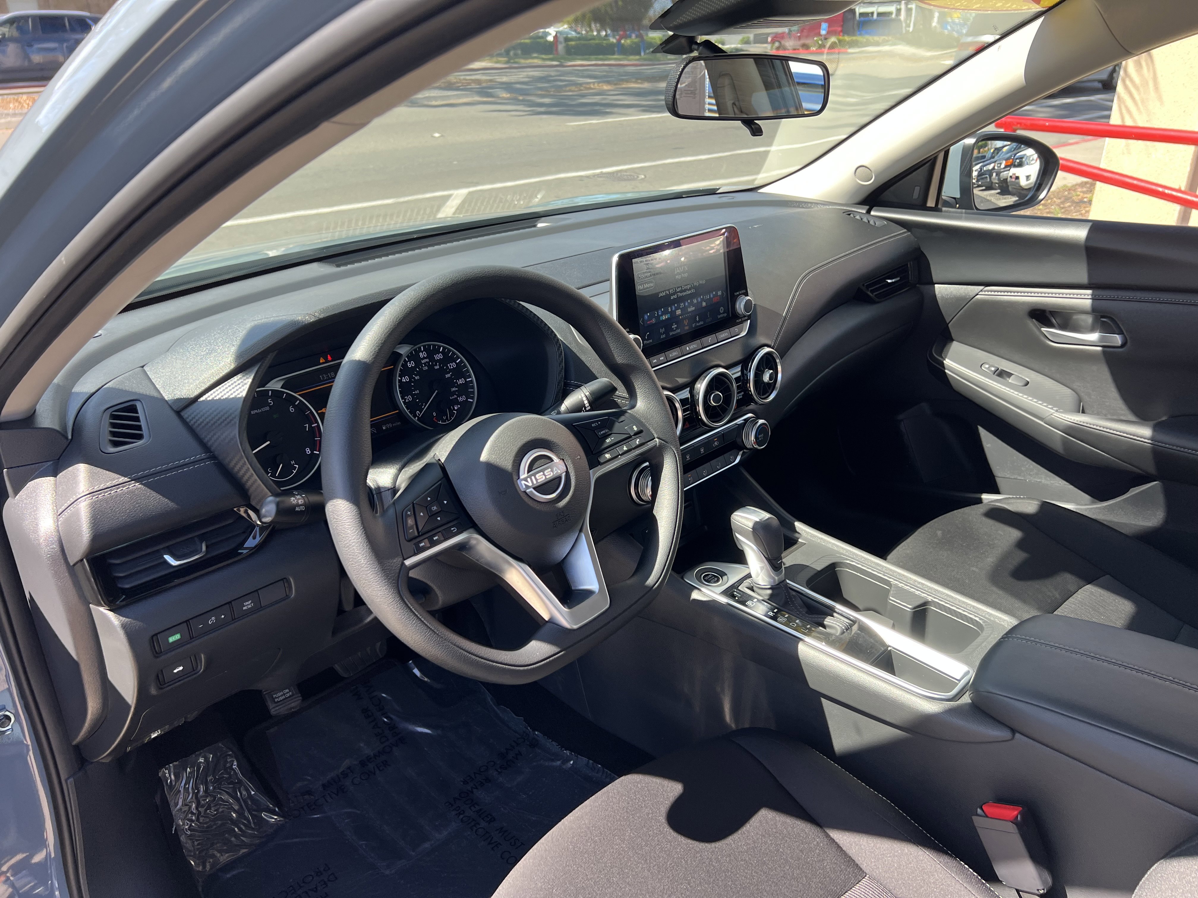 Used 2025 Nissan Sentra SV w/ Trunk Package FWD image 14