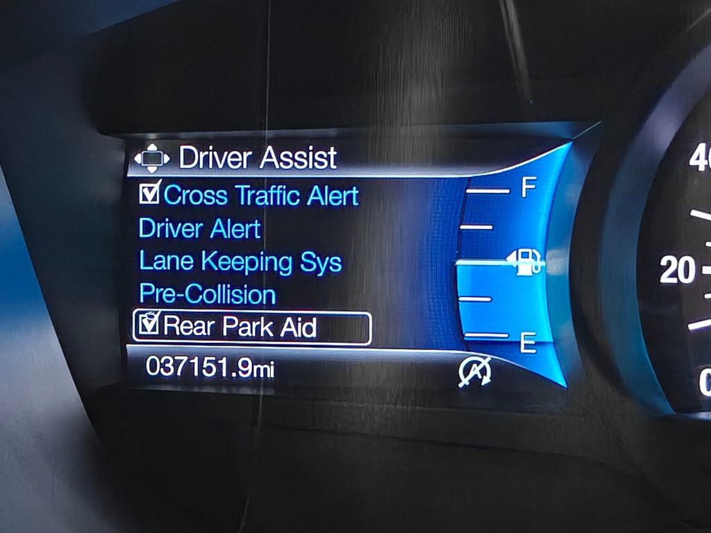 Used 2020 Ford Fusion SE image 38