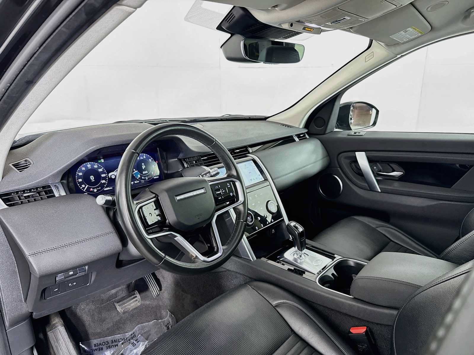 Used 2021 Land Rover Discovery Sport SE AWD/4WD image 9