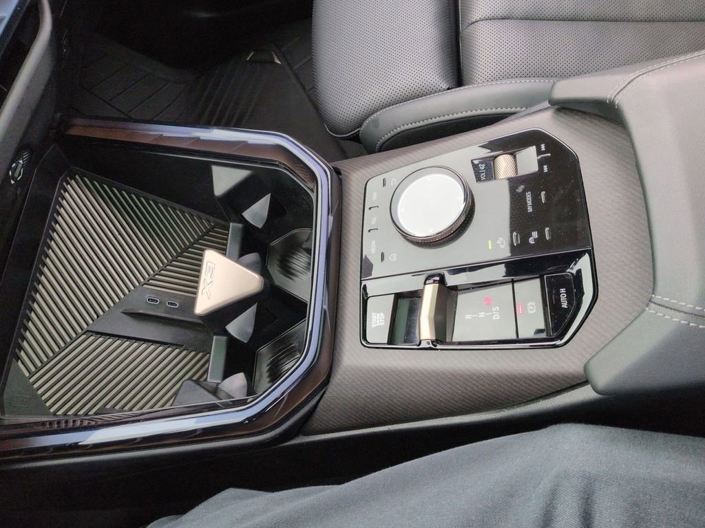 Used 2025 BMW X3 xDrive30i w/ Premium Package image 14