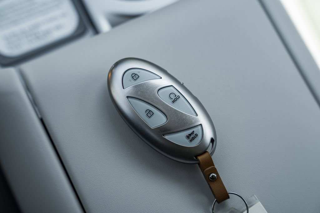 New 2026 Hyundai Ioniq 9 SEL image 40