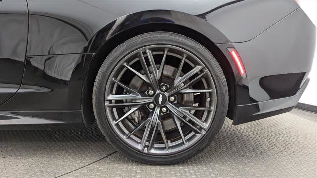 Used 2017 Chevrolet Camaro ZL1 image 27