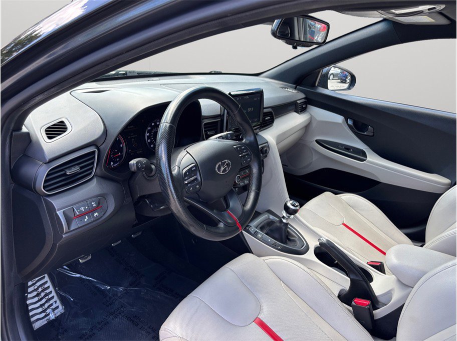 Used 2019 Hyundai Veloster Turbo Ultimate FWD image 6