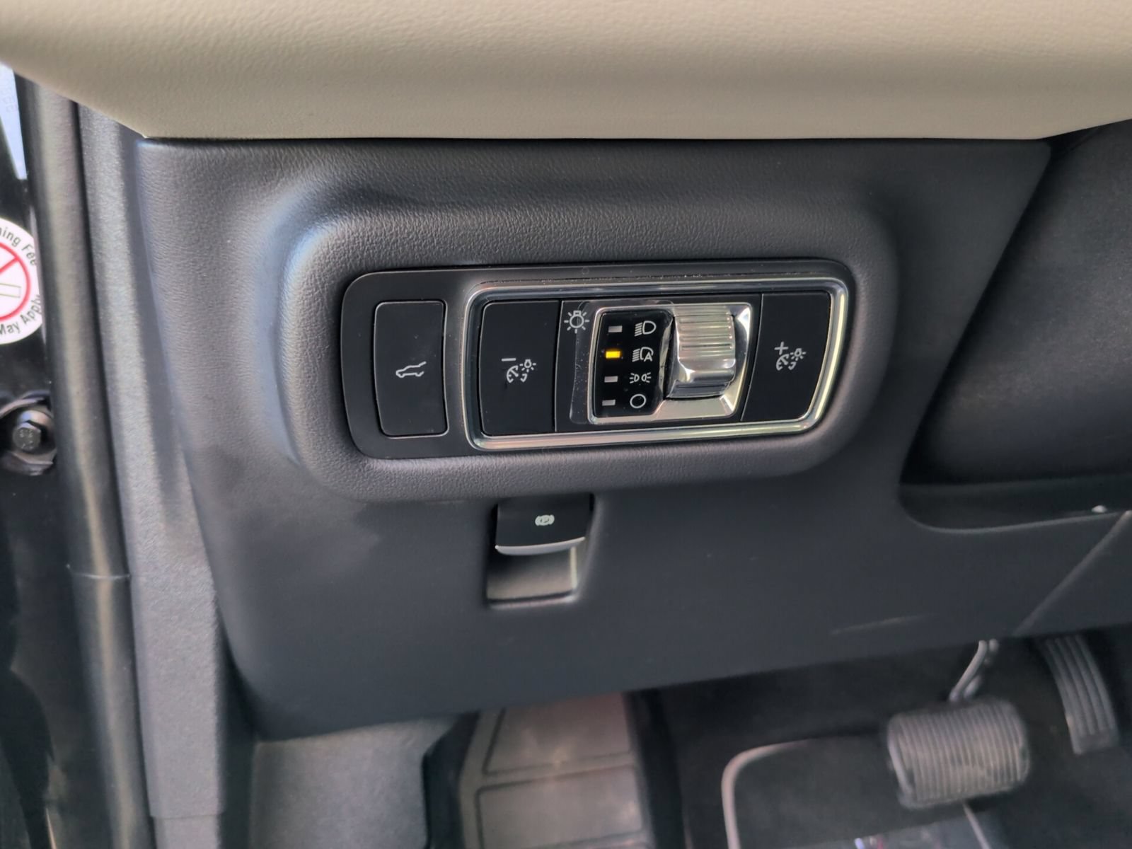 Used 2024 Lincoln Nautilus Reserve AWD/4WD image 17