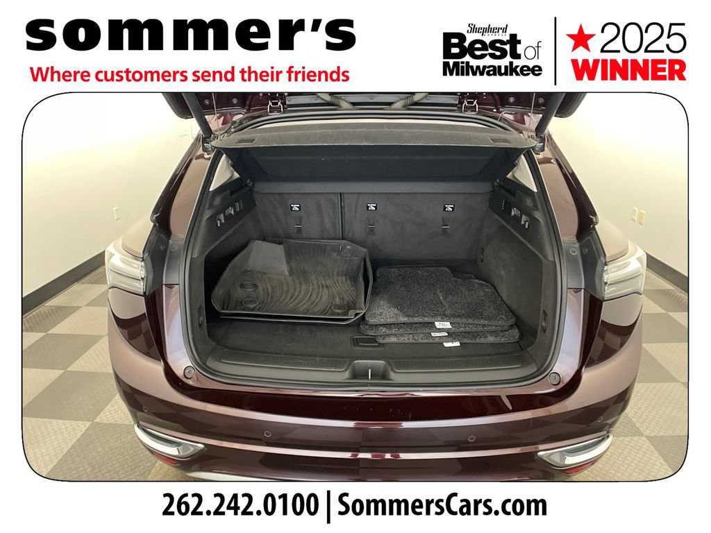 Used 2022 Buick Envision Avenir w/ Technology Package II AWD/4WD image 21