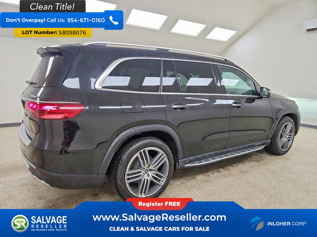 Used 2024 Mercedes-Benz GLS 450 4MATIC image 4