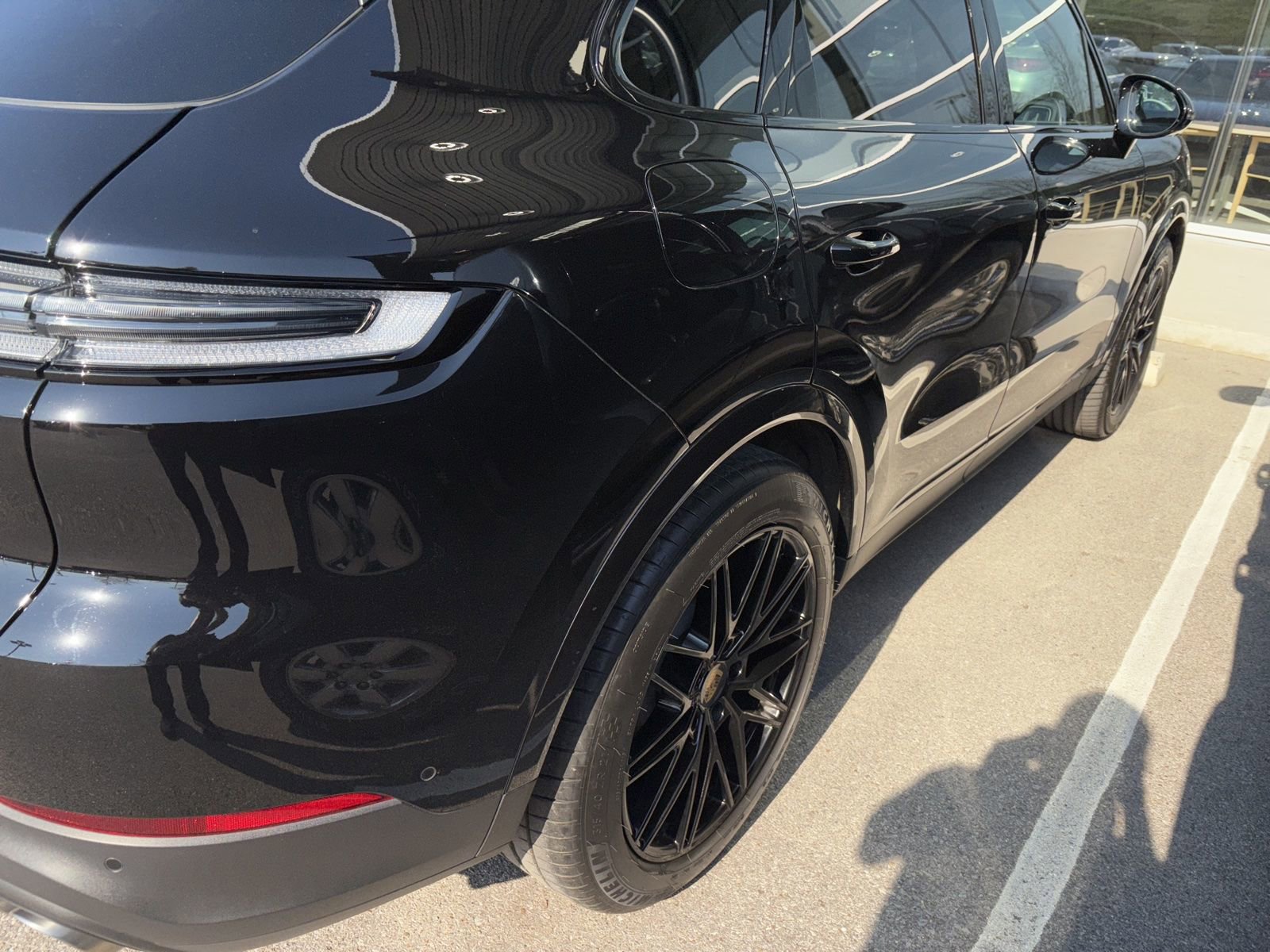 Used 2024 Porsche Cayenne S image 3