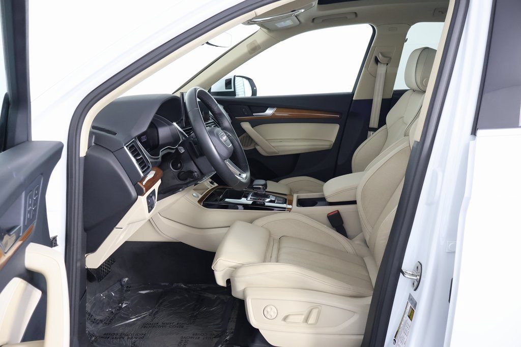 Certified 2023 Audi Q5 2.0T Premium Plus w/ Premium Plus Package AWD/4WD image 10