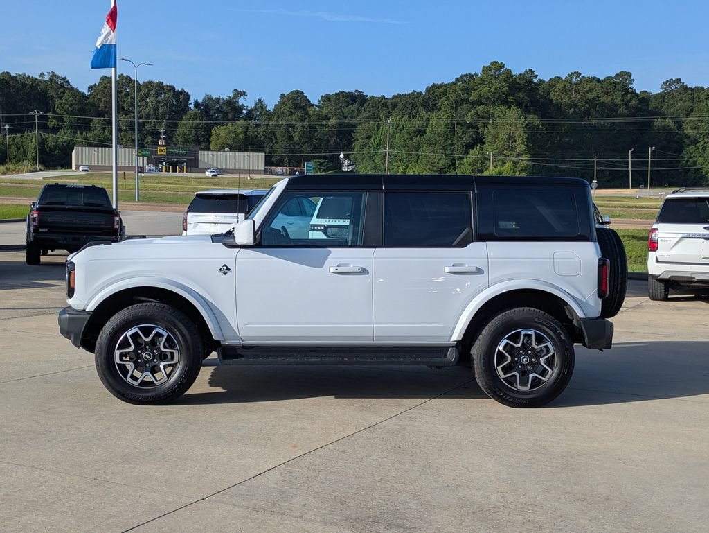 Used 2025 Ford Bronco Outer Banks AWD/4WD image 5