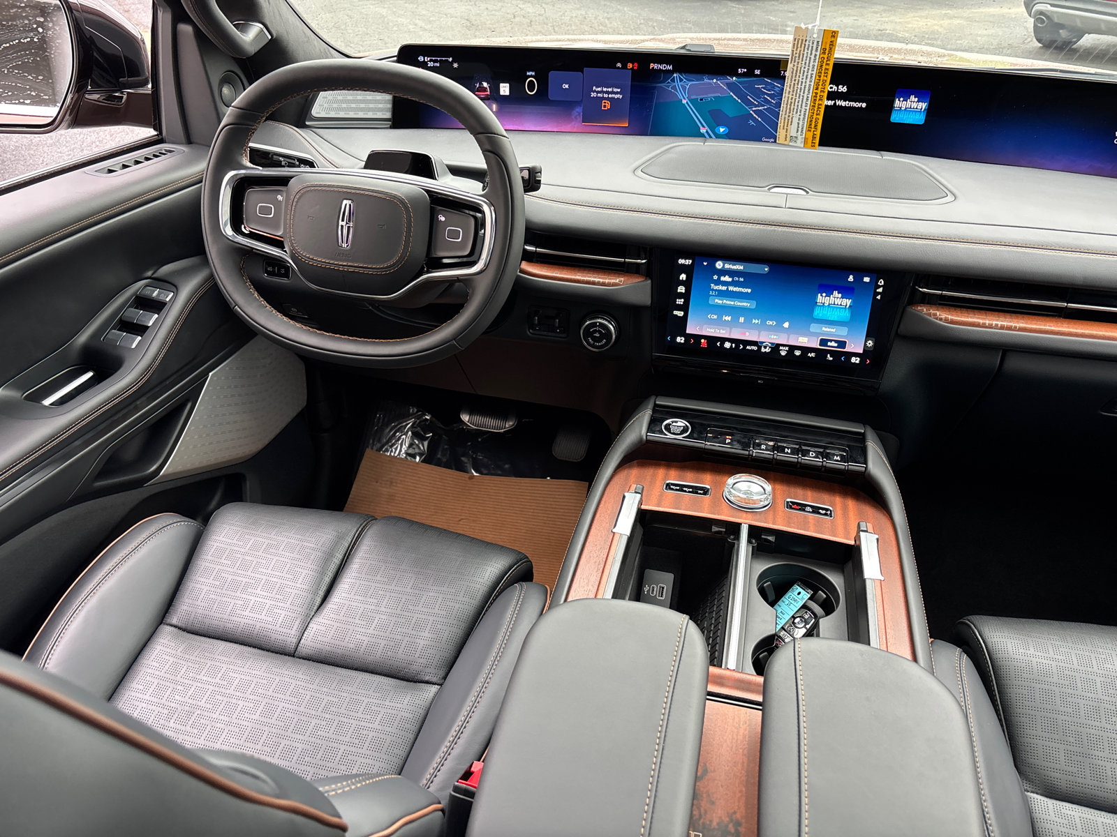 New 2025 Lincoln Navigator L Black Label image 31