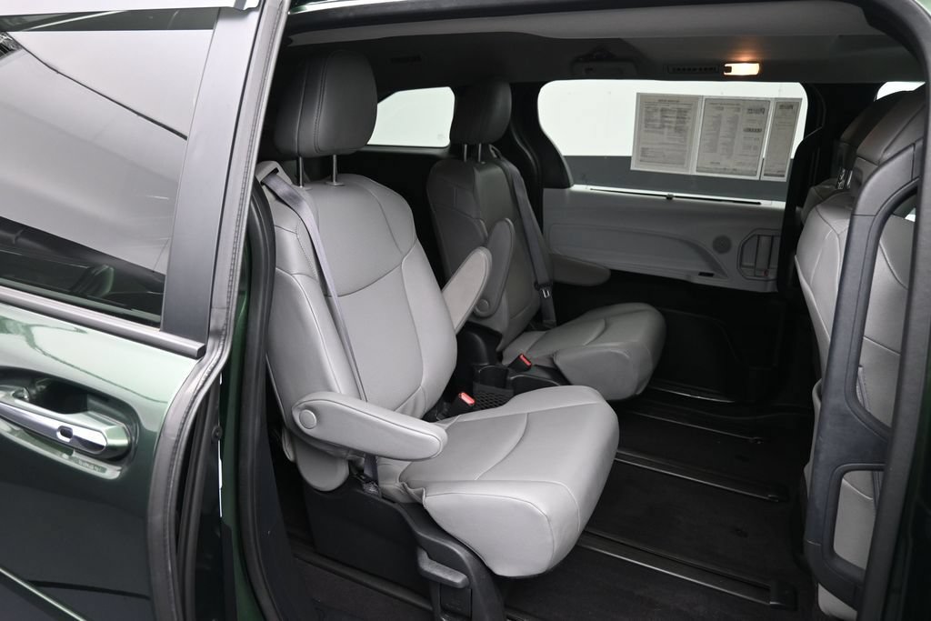 Certified 2025 Toyota Sienna XLE w/ XLE Plus Package AWD/4WD image 26