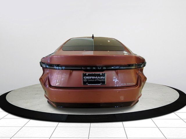 New 2026 Lexus ES 350e FWD image 5