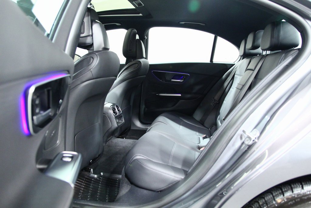Used 2025 Mercedes-Benz C 300 4MATIC Sedan image 27