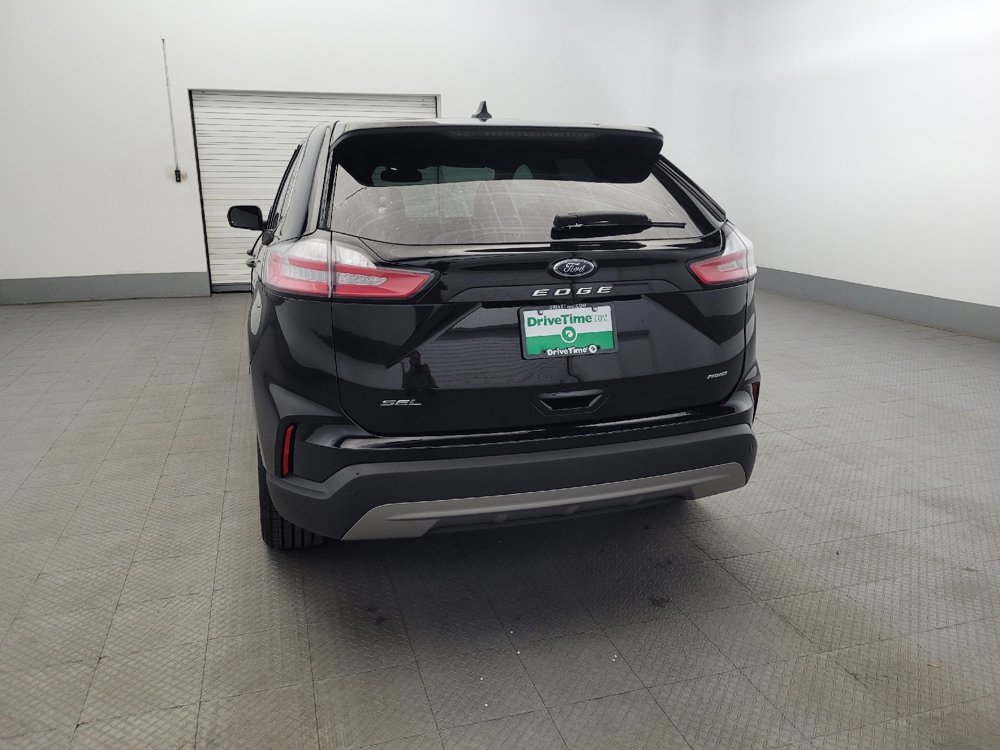 Used 2024 Ford Edge SEL image 6