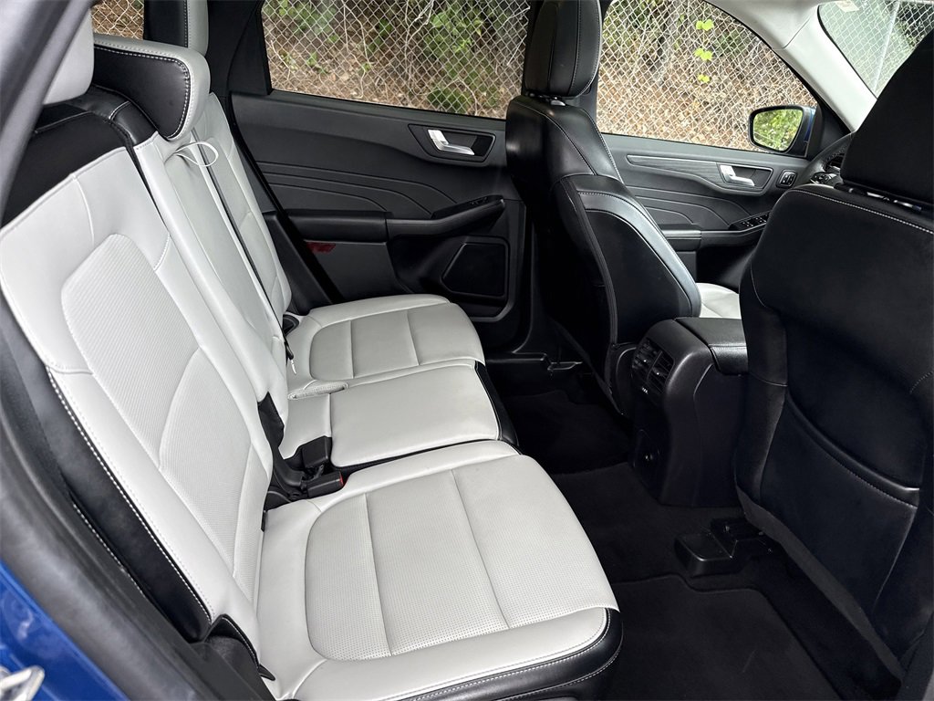 Used 2023 Ford Escape Platinum w/ Class II Trailer Tow Package image 16