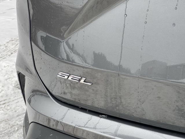 Used 2023 Ford Edge SEL image 30