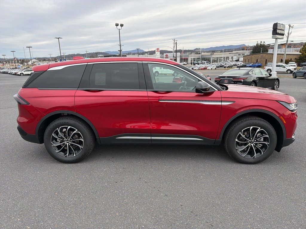 New 2026 Lincoln Nautilus Premier image 6