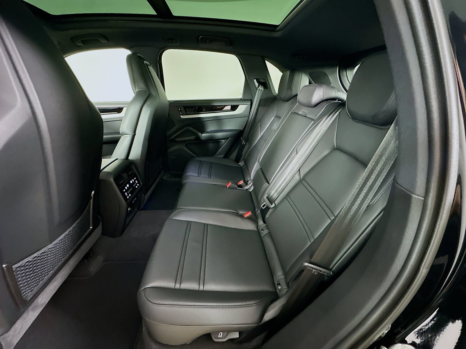 New 2026 Porsche Cayenne S AWD/4WD image 37
