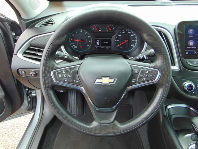 Used 2025 Chevrolet Malibu LT FWD image 15