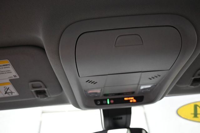 Used 2024 Chevrolet Equinox LT FWD image 12