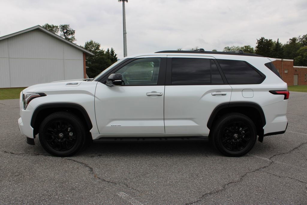 Used 2025 Toyota Sequoia Limited image 6