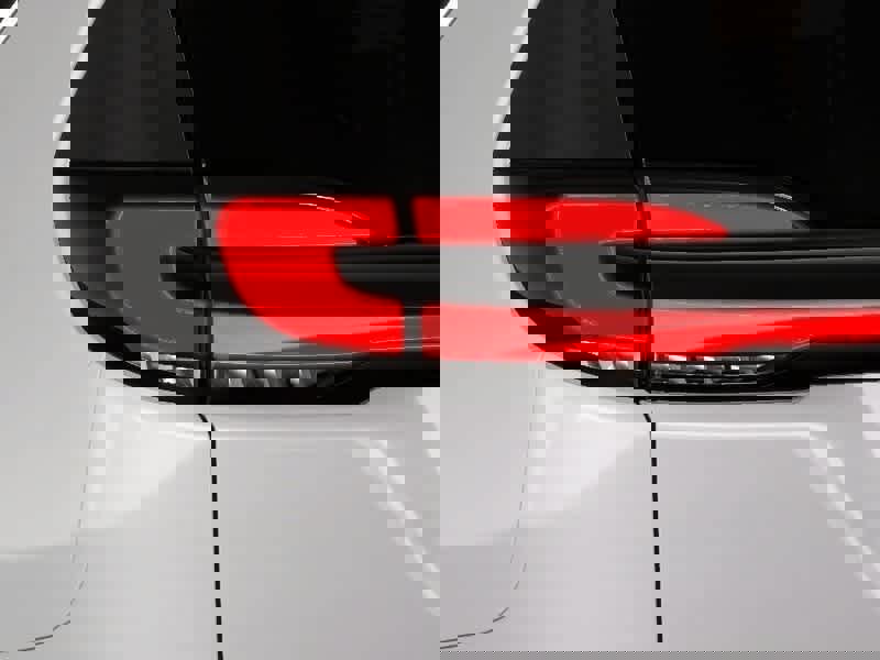 New 2026 Chrysler Pacifica Select image 11