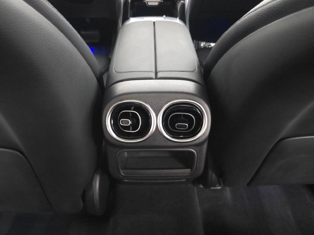 Certified 2026 Mercedes-Benz GLC 300 4MATIC image 28