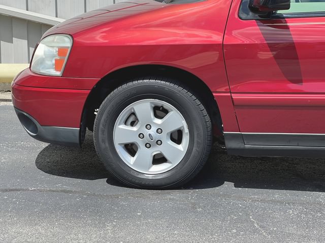 Used 2005 Ford Freestar SES FWD image 25