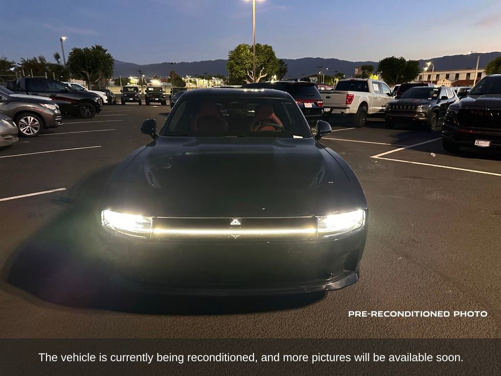 Used 2024 Dodge Charger Daytona Scat Pack w/ Plus Group AWD/4WD image 9