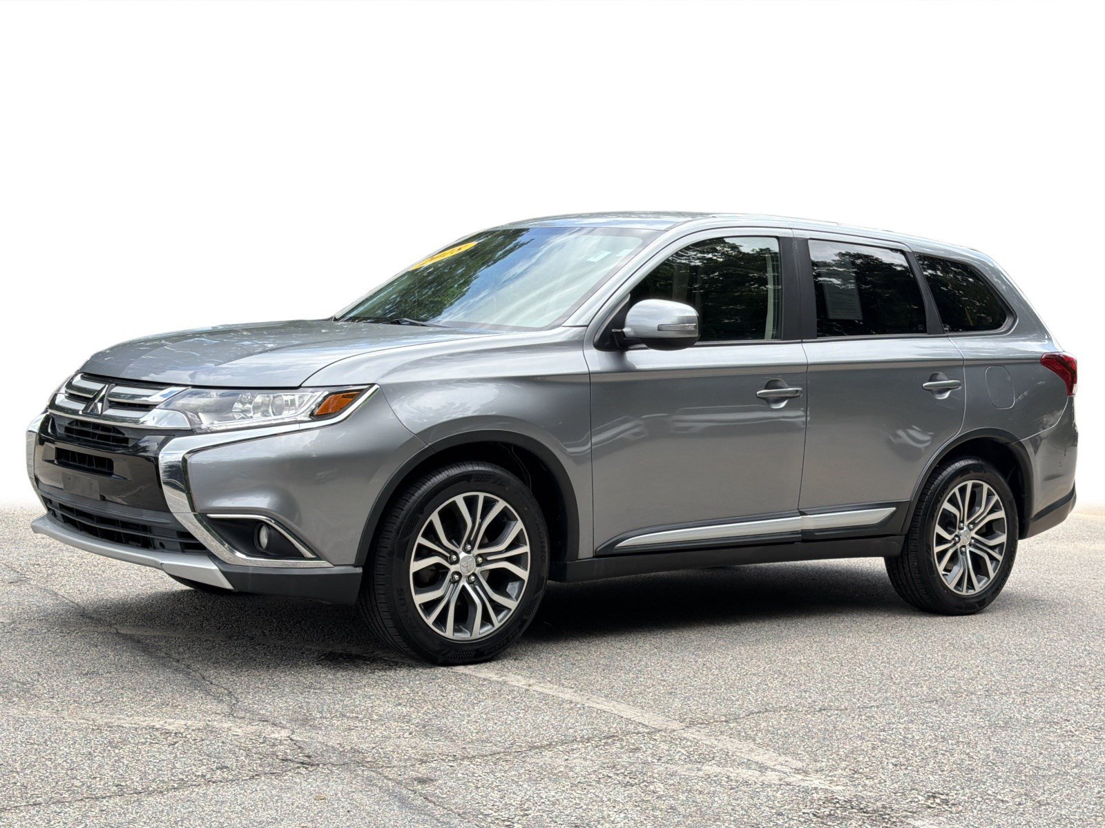 Used 2018 Mitsubishi Outlander SE AWD/4WD image 20
