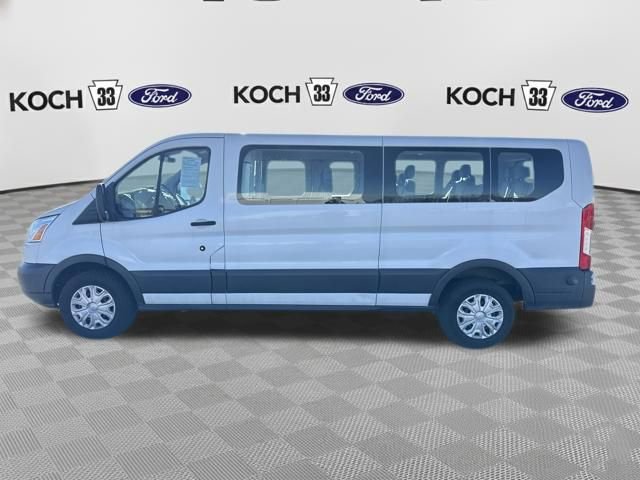 Used 2016 Ford Transit 350 XLT image 4
