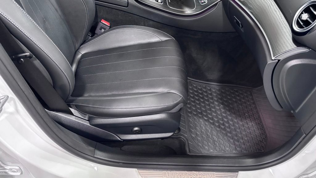 Certified 2023 Mercedes-Benz E 350 4MATIC Sedan image 18