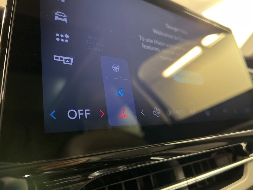 Used 2026 Lincoln Nautilus Premier w/ Equipment Group 102A image 15