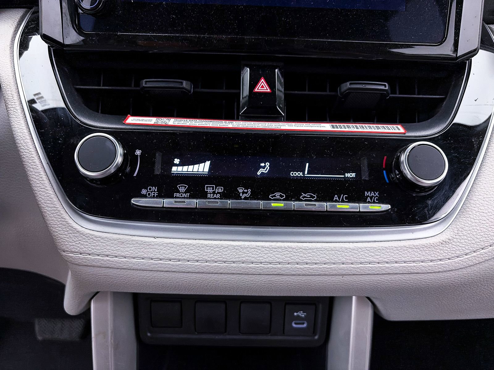 Used 2025 Toyota Corolla Cross L FWD image 21