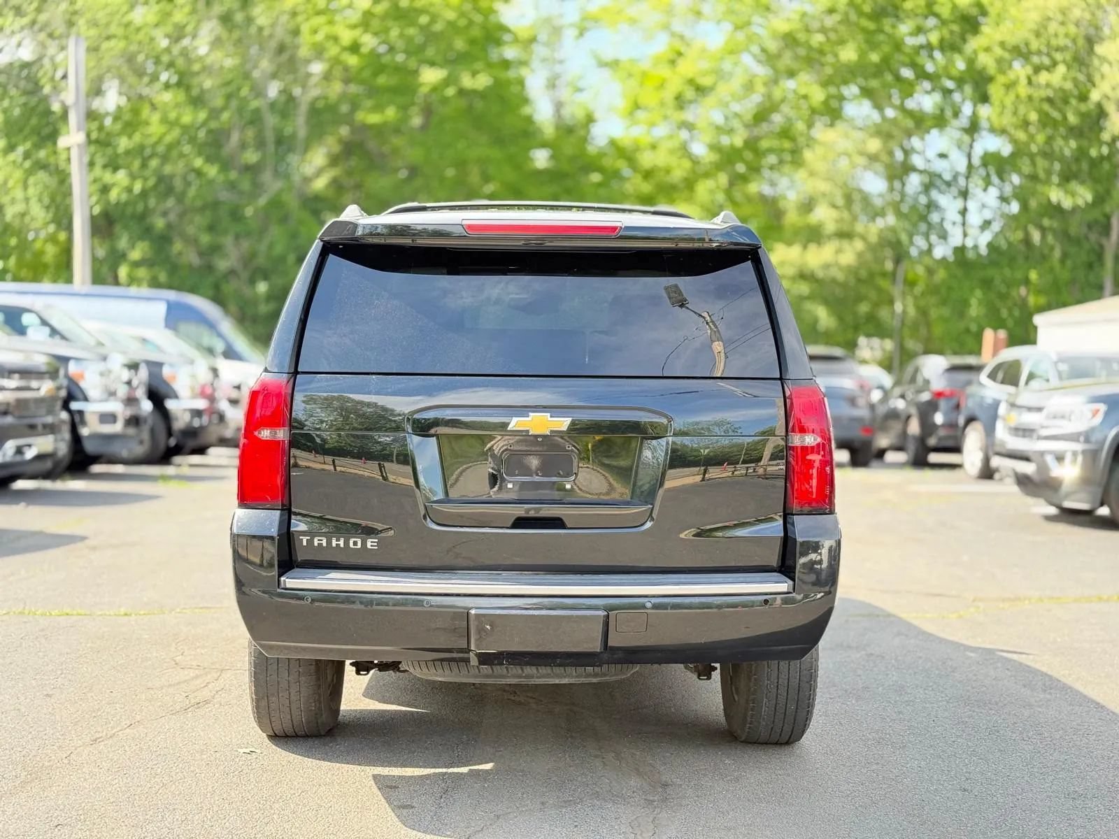 Used 2015 Chevrolet Tahoe LTZ AWD/4WD image 7