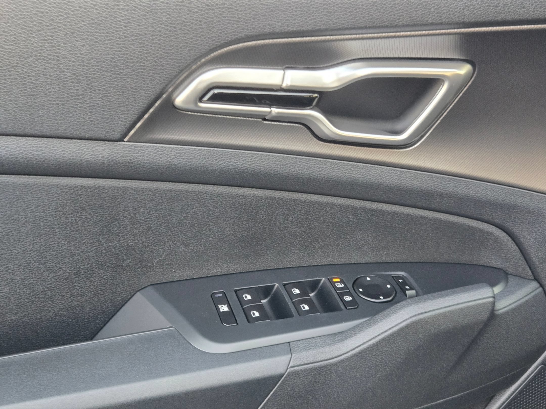 New 2026 Kia Sportage LX w/ LX Convenience Package FWD image 16