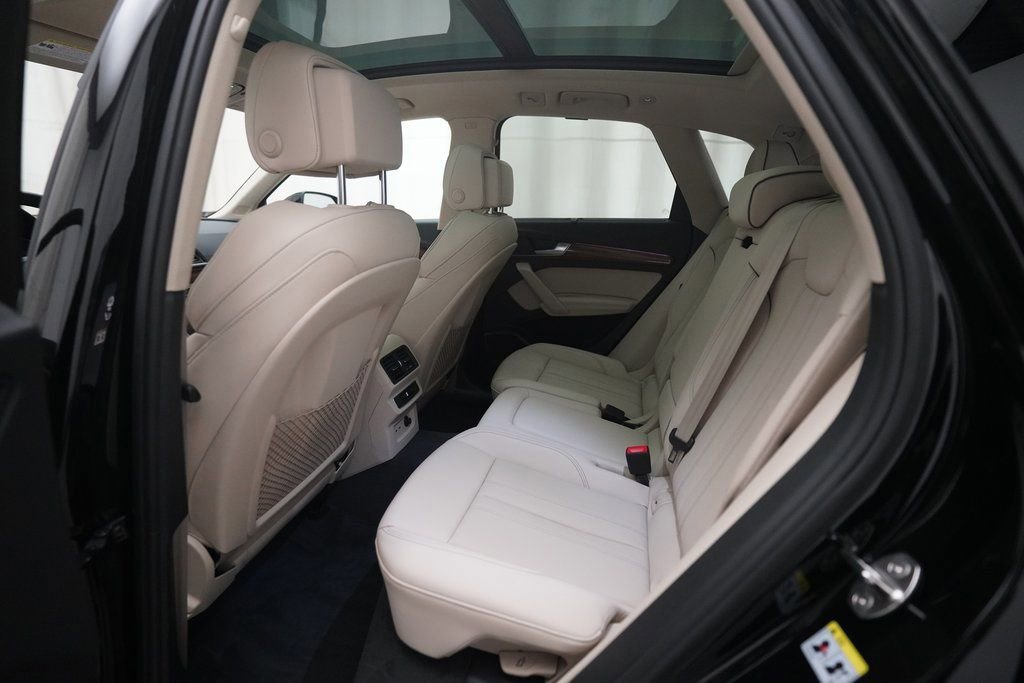 New 2025 Audi Q5 2.0T Premium Plus image 16