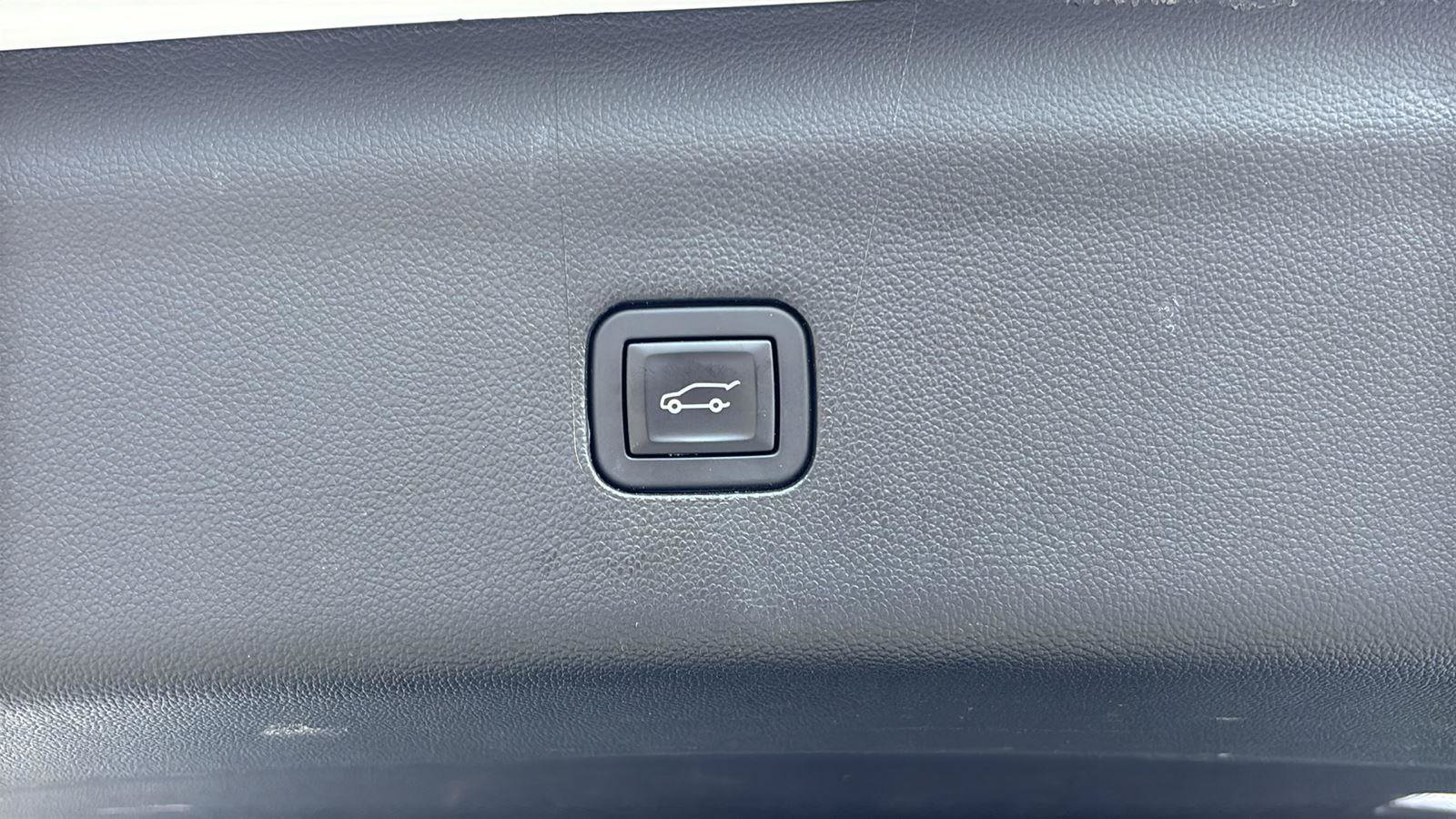 Certified 2024 Buick Enclave Essence w/ Sport Touring Edition AWD/4WD image 20