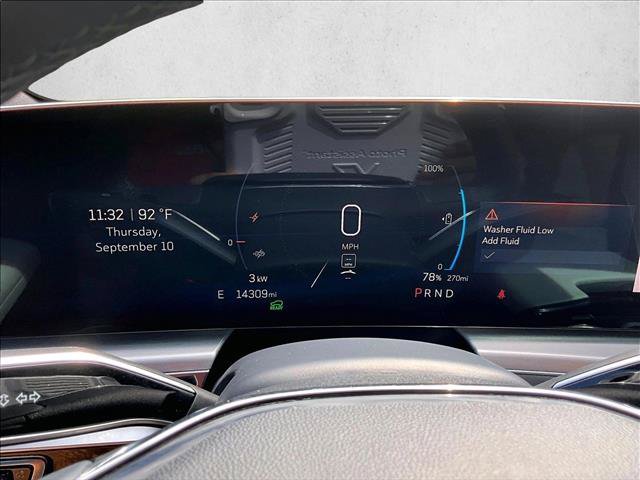 Certified 2025 Cadillac Lyriq Luxury RWD image 22