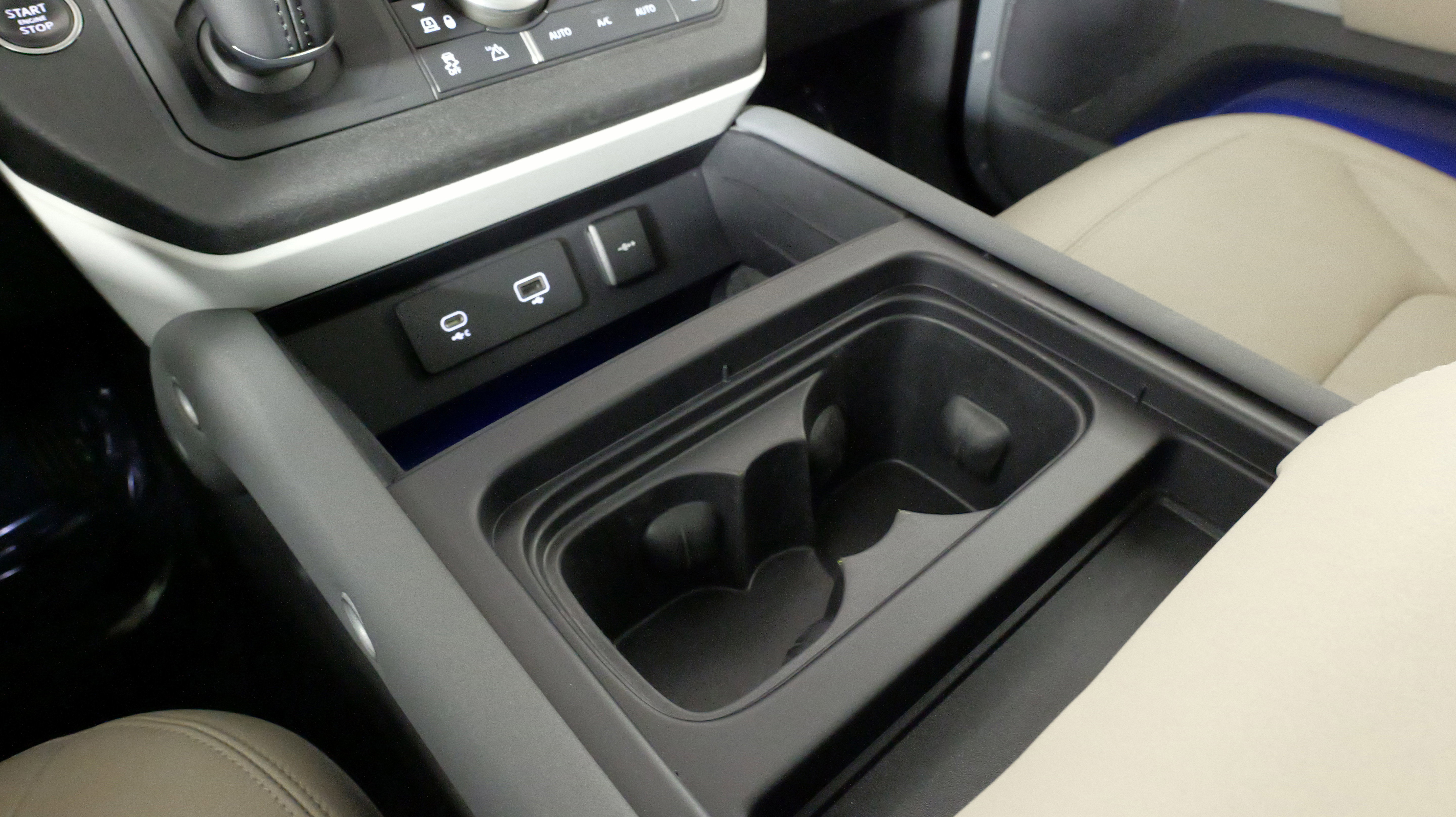 Used 2022 Land Rover Defender 110 SE image 59