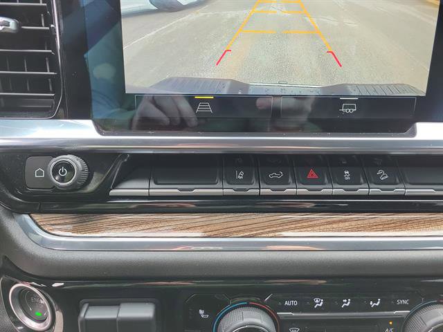 Used 2025 Chevrolet Silverado 3500 LT image 13