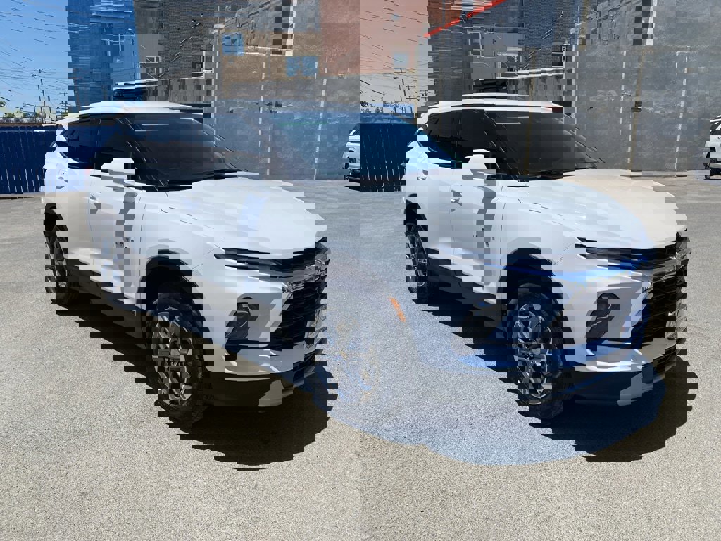 Used 2023 Chevrolet Blazer LT image 6